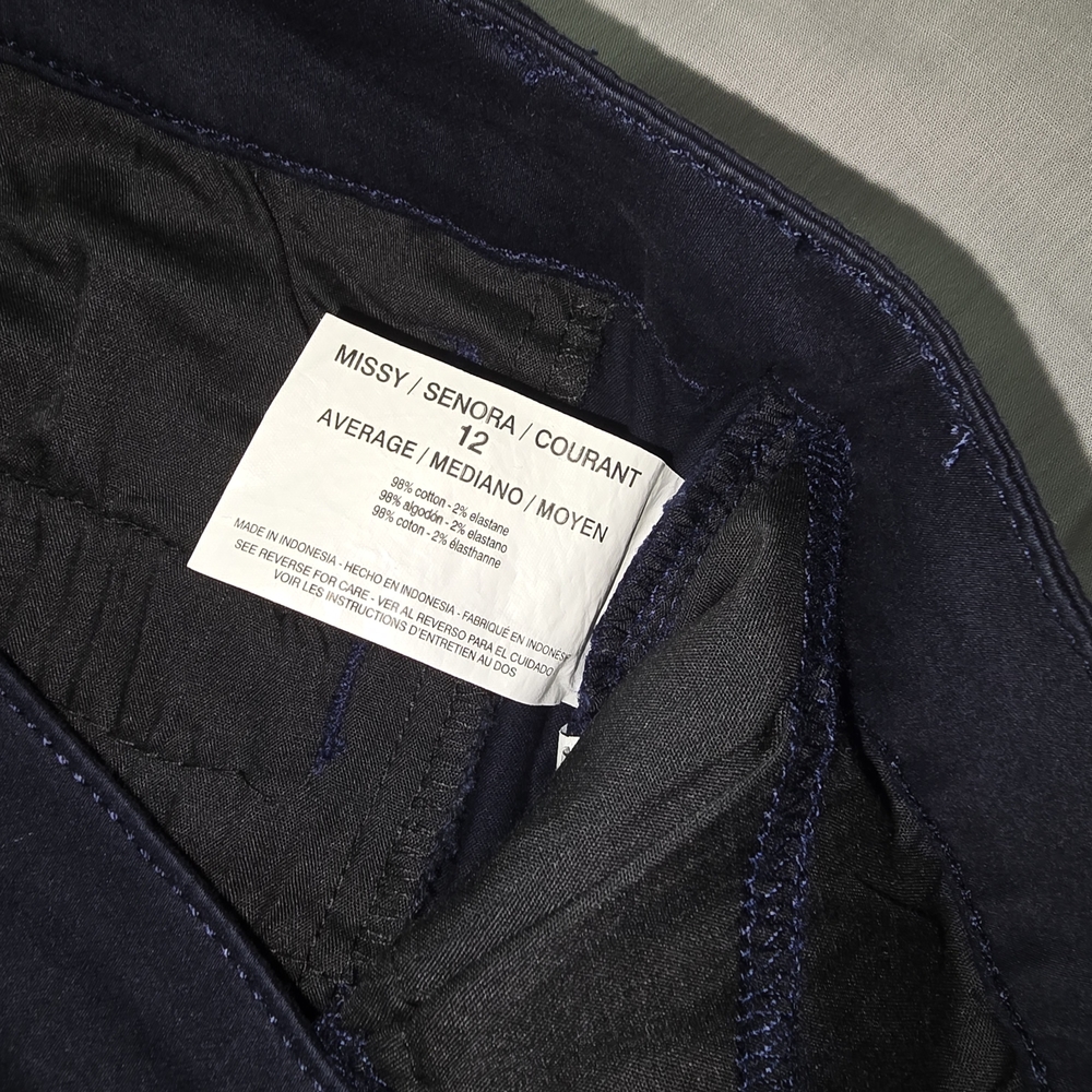NWT - GLORIA VANDERBILT -  Khaki Unltd Anita Straight - Womans Casual Pants - Picture 5 of 7